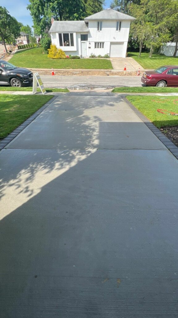 concrete driveway cleaning