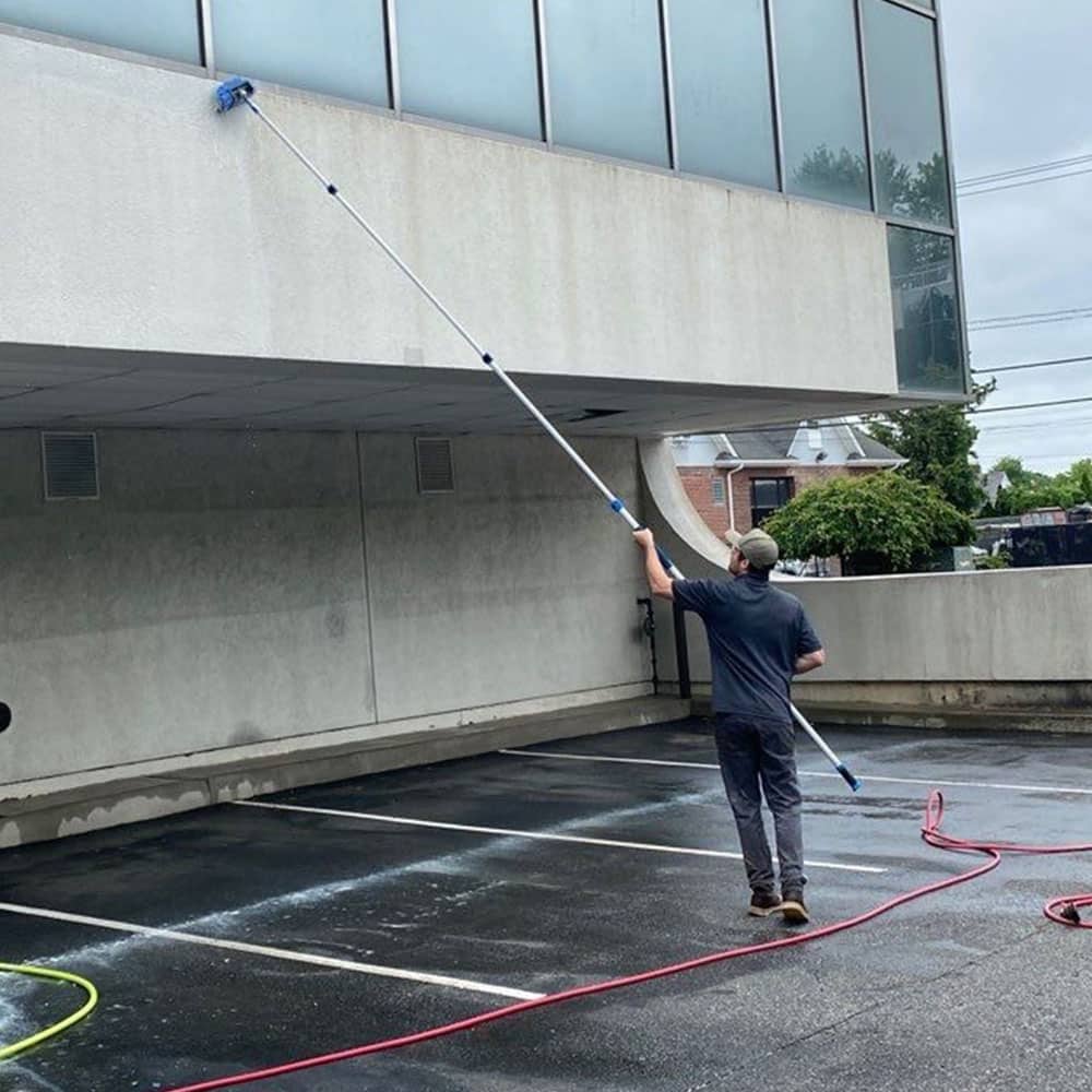 The benefits of having a commercial pressure washing team
